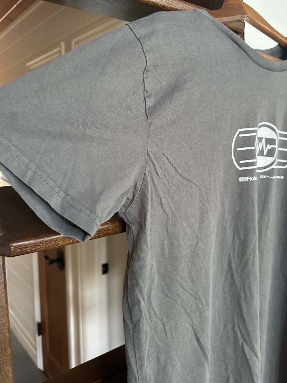 Men's - ROLAND SP-404 MkII Creative Sampler and Effector T-Shirt - RARE - Size L - Picture 5 of 13